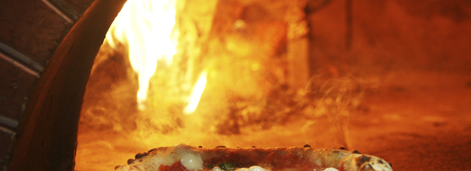 Four Napolitain Bois : L'Art de la Pizza Authentique